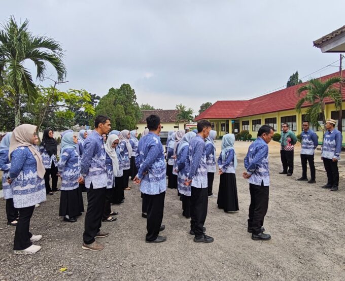 Mengawali dengan Koordinasi, Mengakhiri dengan Evaluasi: Briefing Pagi dan Sore di SLBN PKK Provinsi Lampung